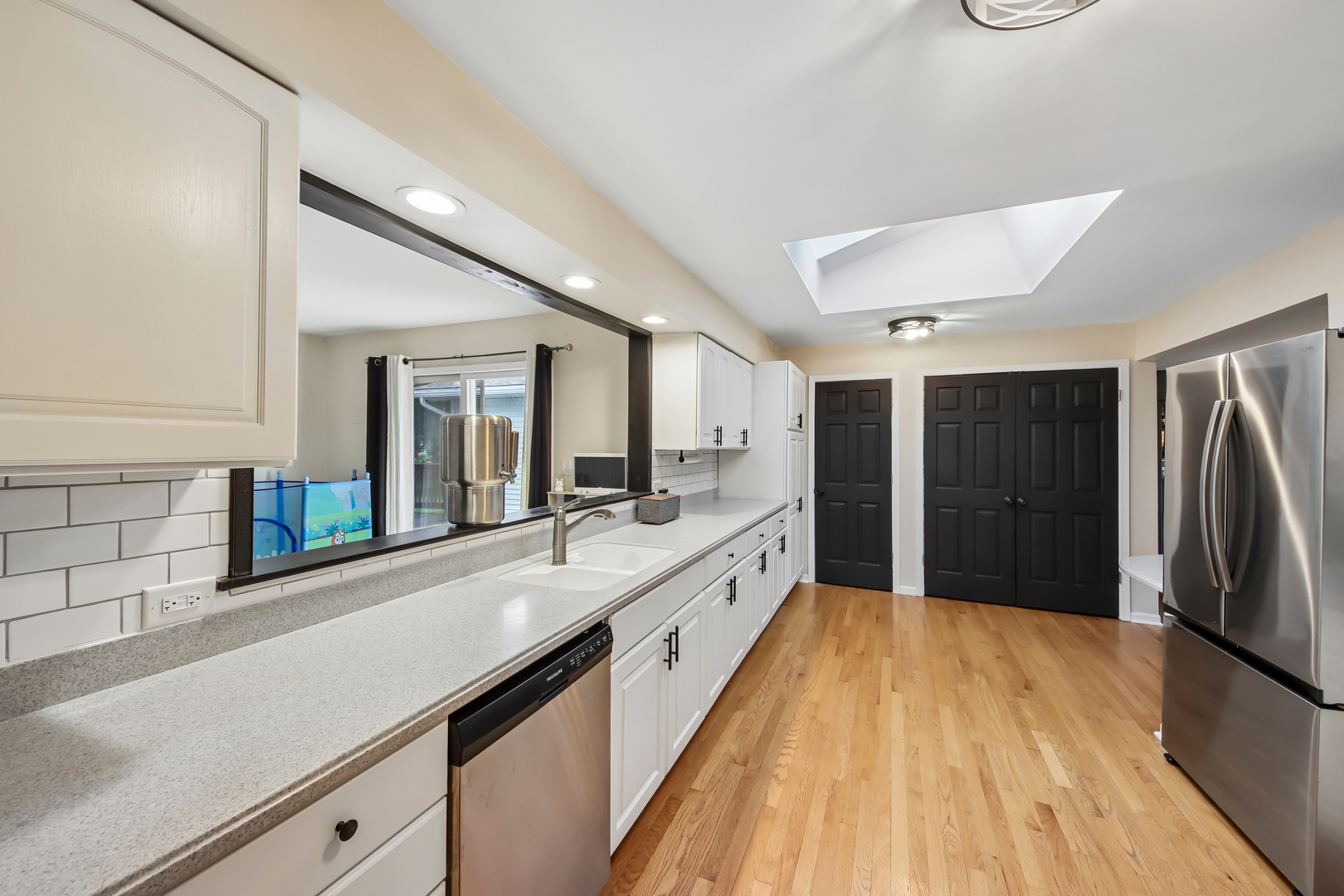 12740825 Property Photo 14