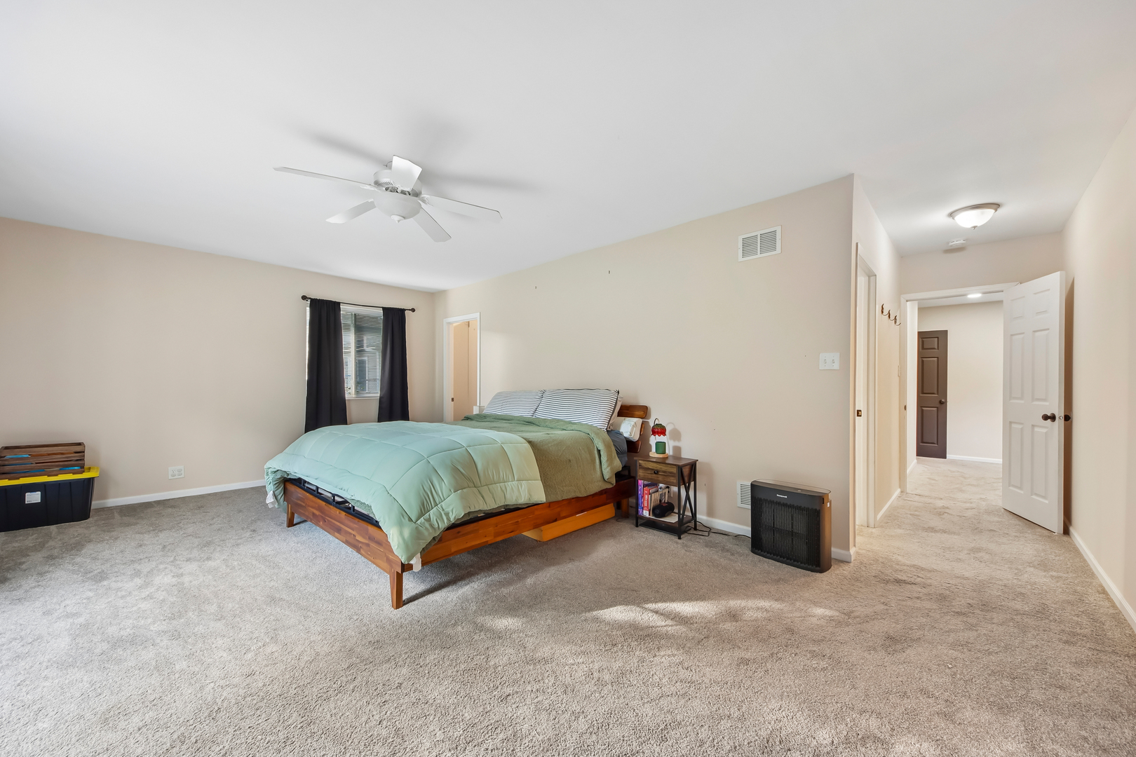 12740825 Property Photo 21