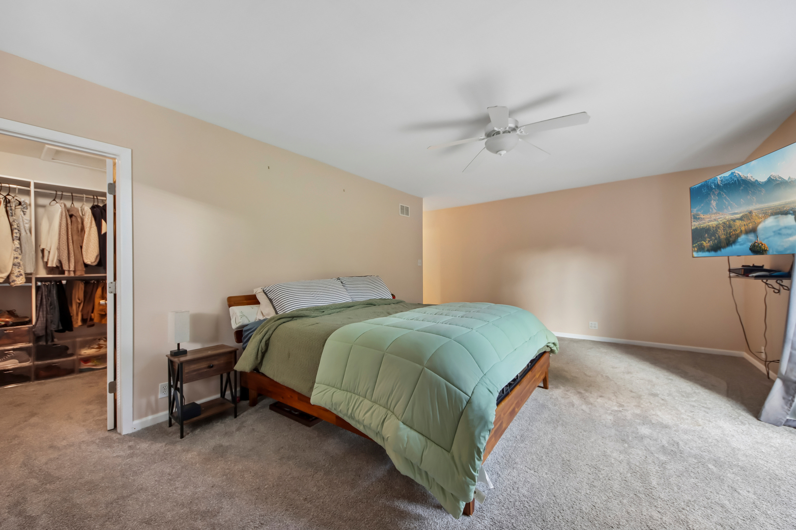 12740825 Property Photo 23