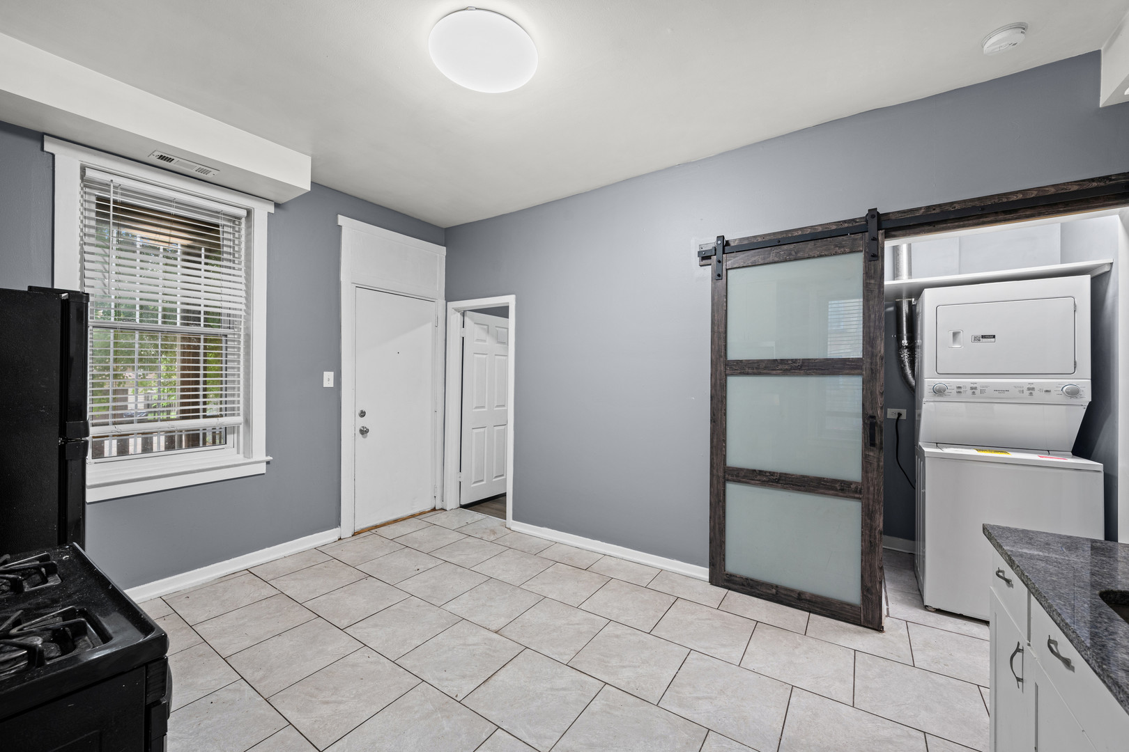 1301 S Christiana Avenue Property Photo 6