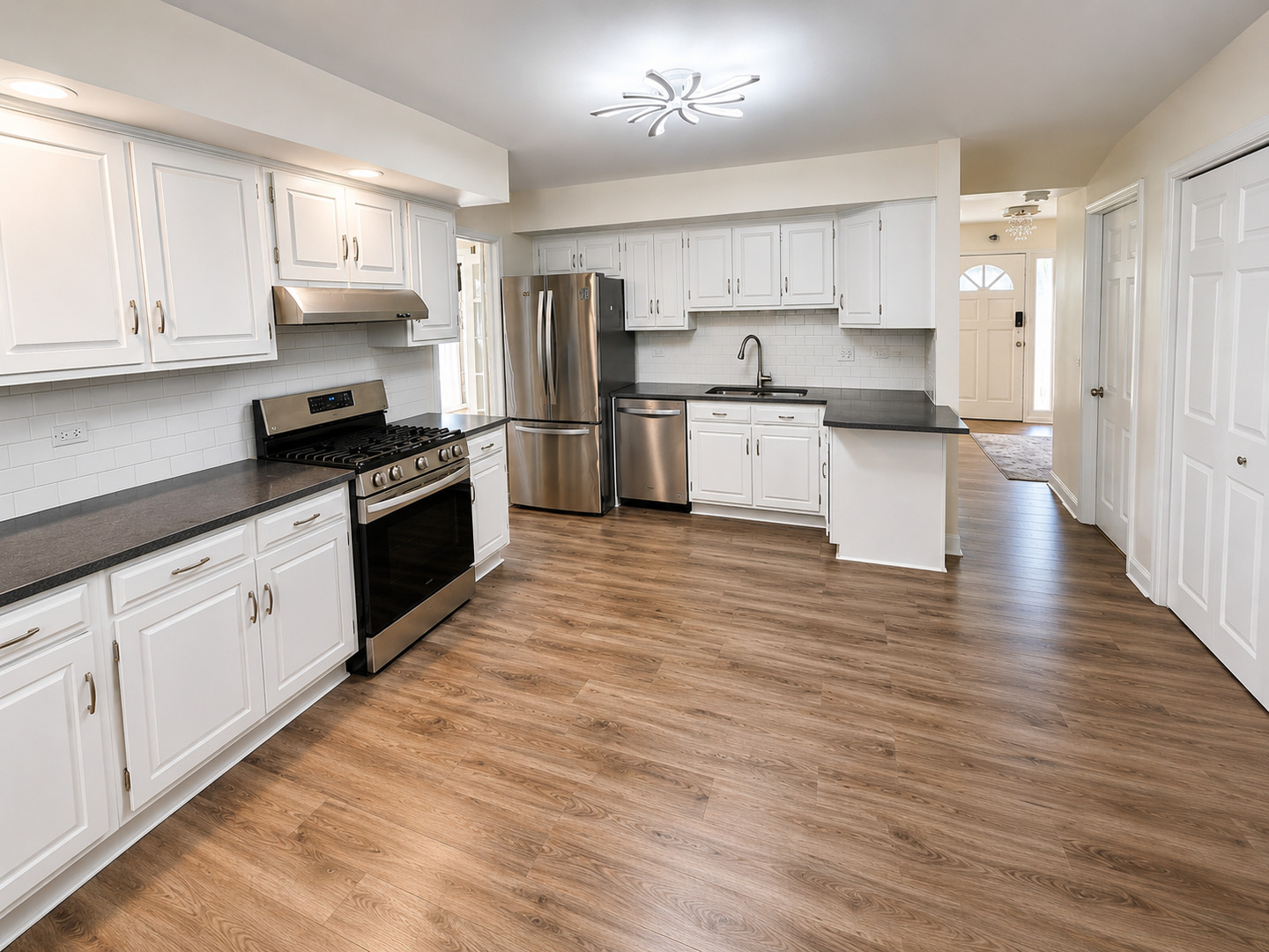 606 71st Street Property Photo 14