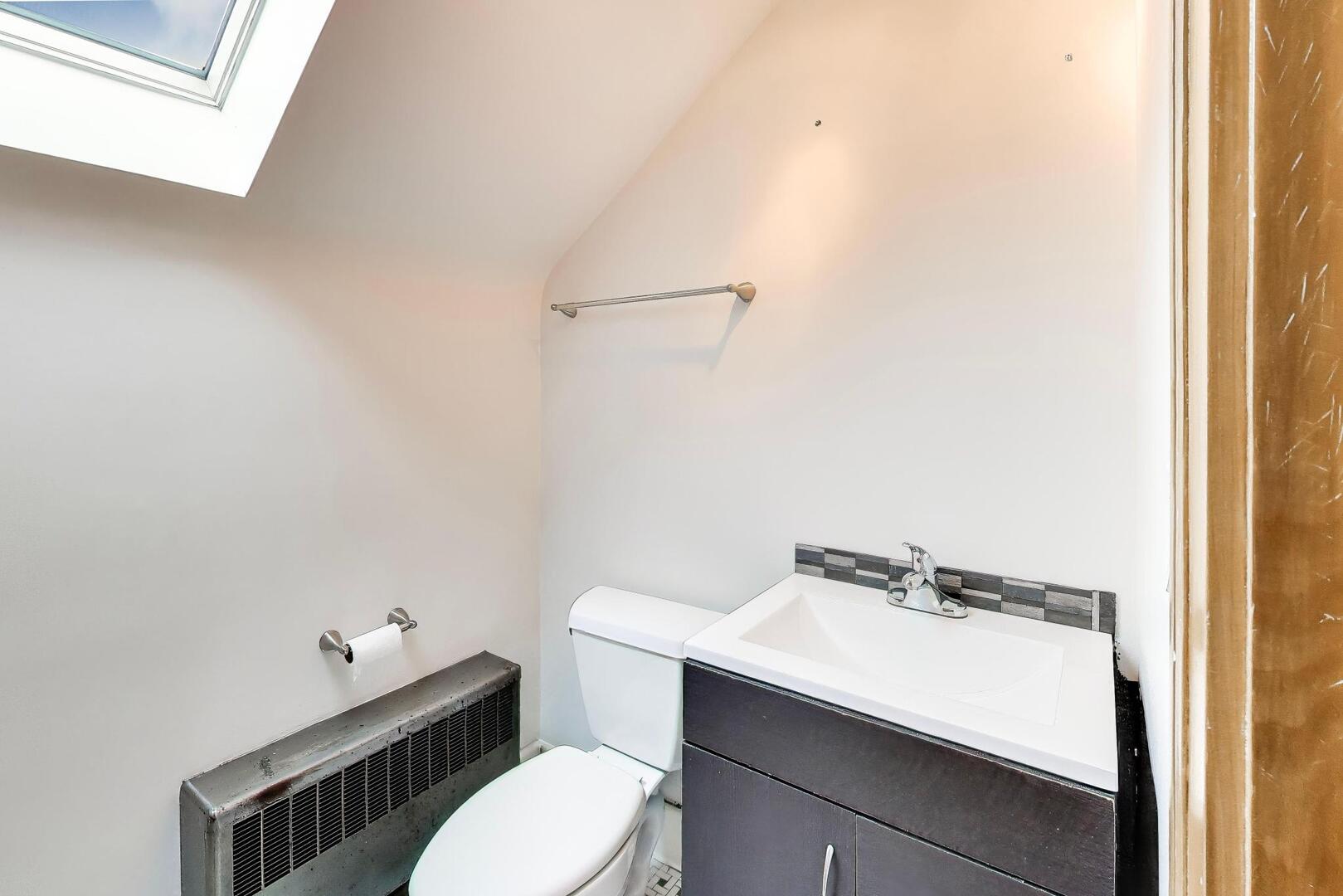 6503 N Maplewood Avenue Property Photo 26