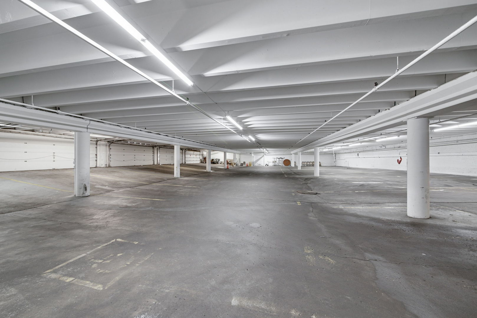 5729 W Chicago Avenue Property Photo 8