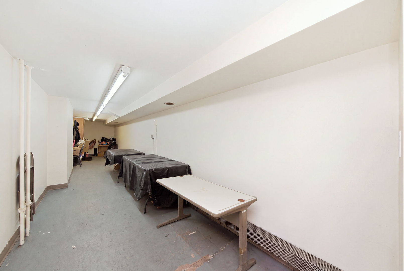 5729 W Chicago Avenue Property Photo 13