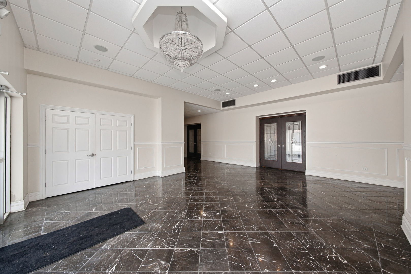 5729 W Chicago Avenue Property Photo 17
