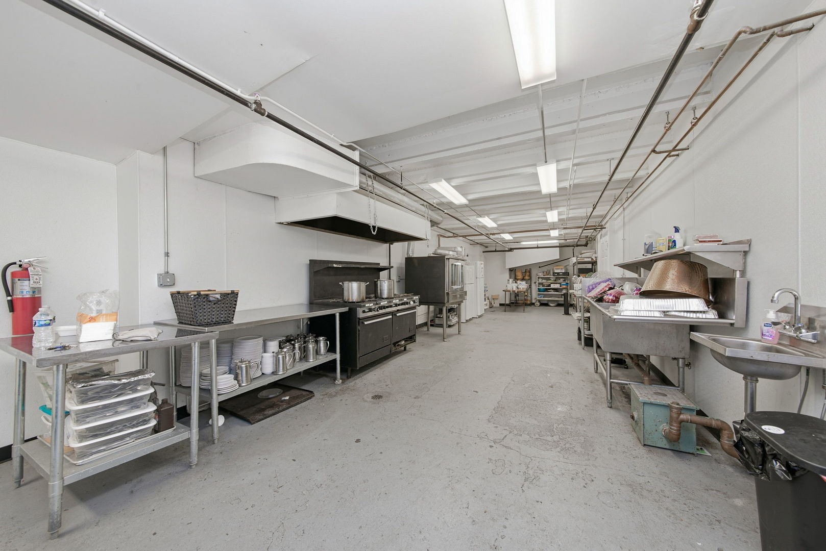 5729 W Chicago Avenue Property Photo 28