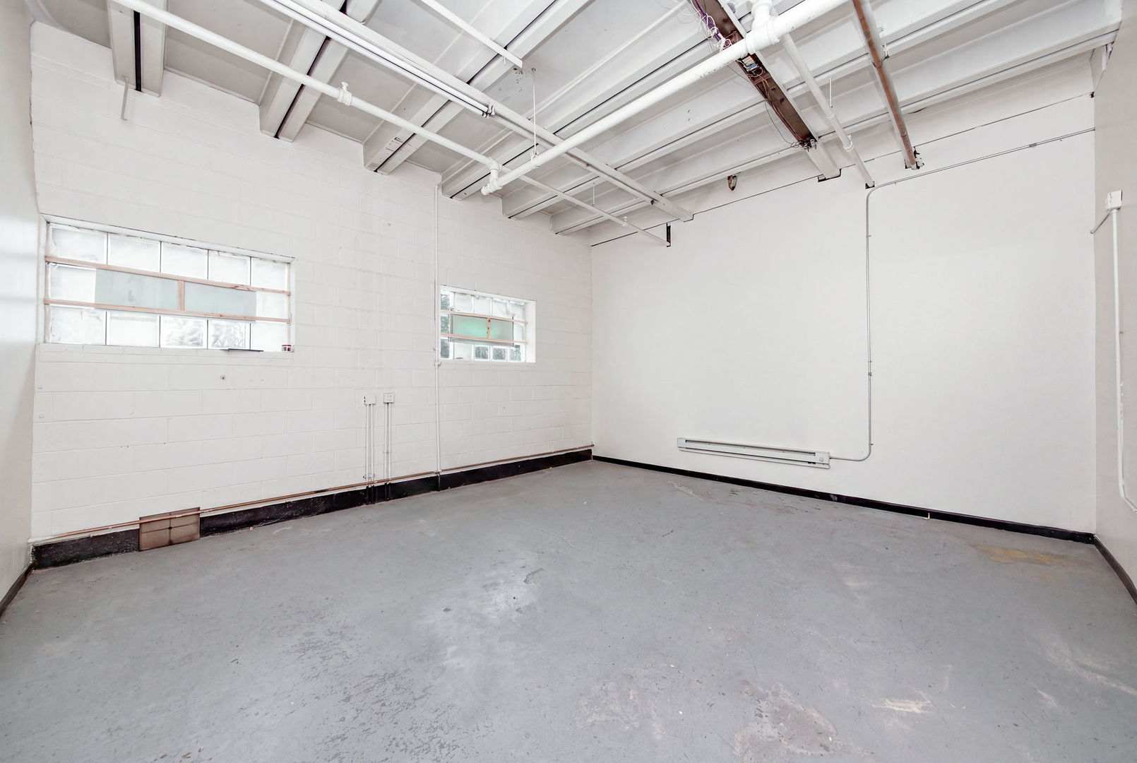 5729 W Chicago Avenue Property Photo 43