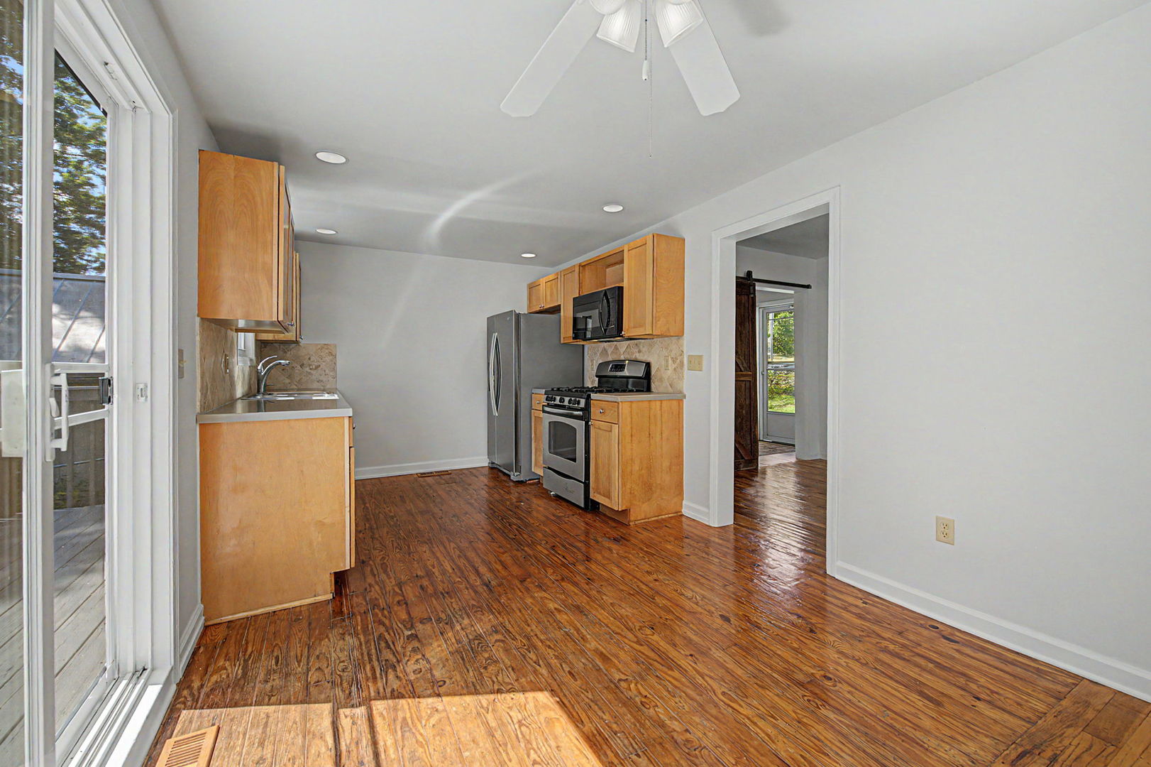 228 Poplar Avenue Property Photo 7