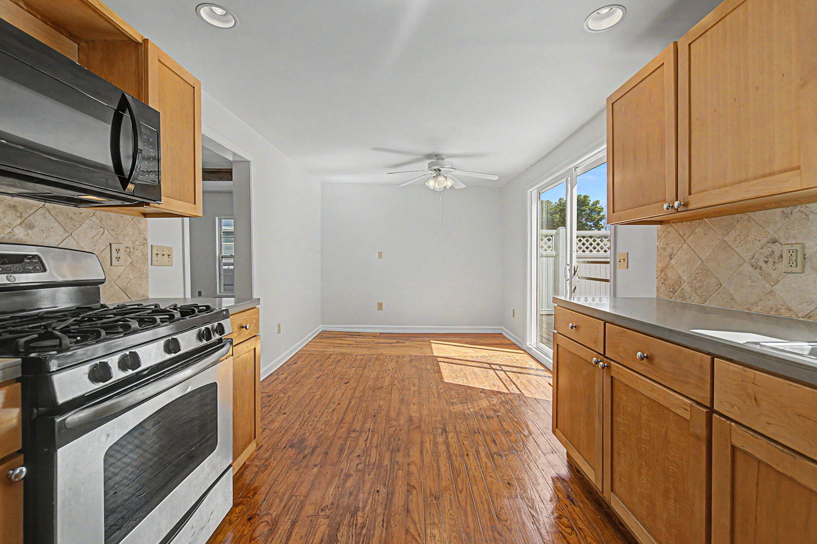 228 Poplar Avenue Property Photo 9