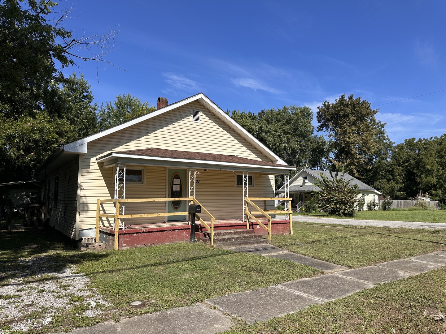 507 N Jackson Street Property Photo 2
