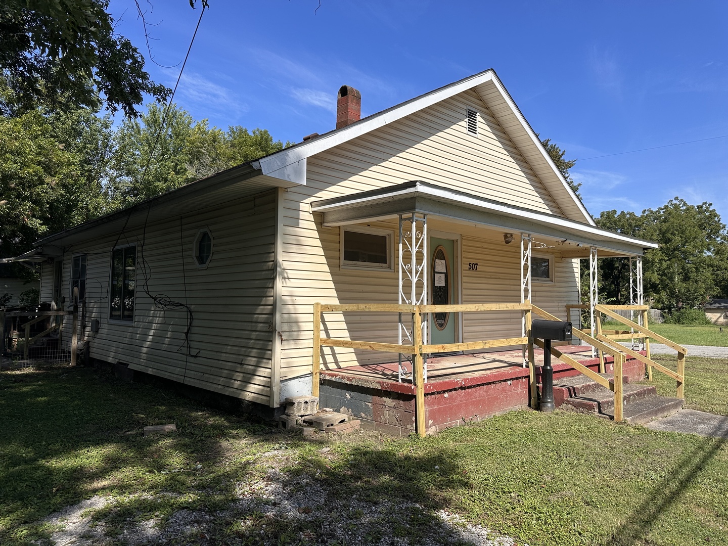 507 N Jackson Street Property Photo 5