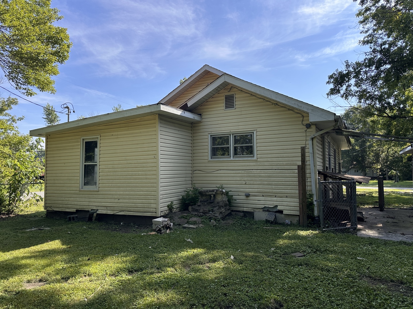 507 N Jackson Street Property Photo 6