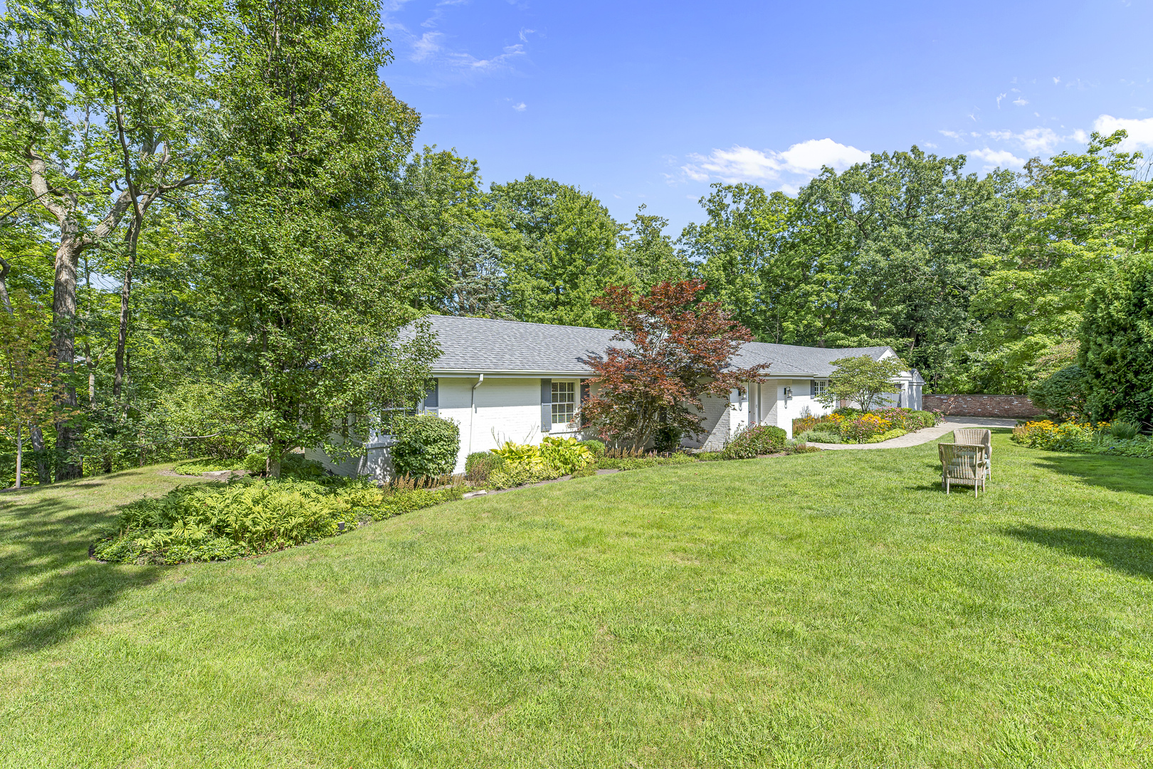 1020 E Westleigh Road Property Photo 2