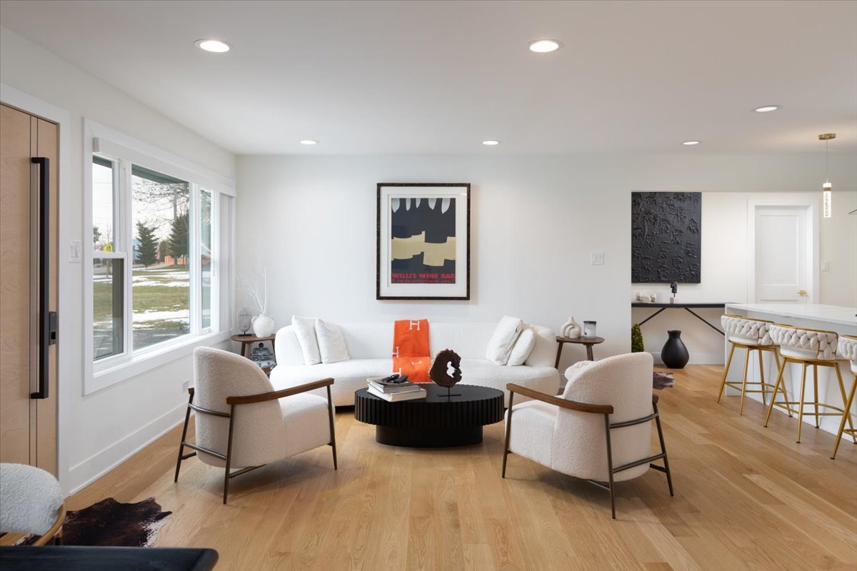 8122 Fairmount Avenue Property Photo 11