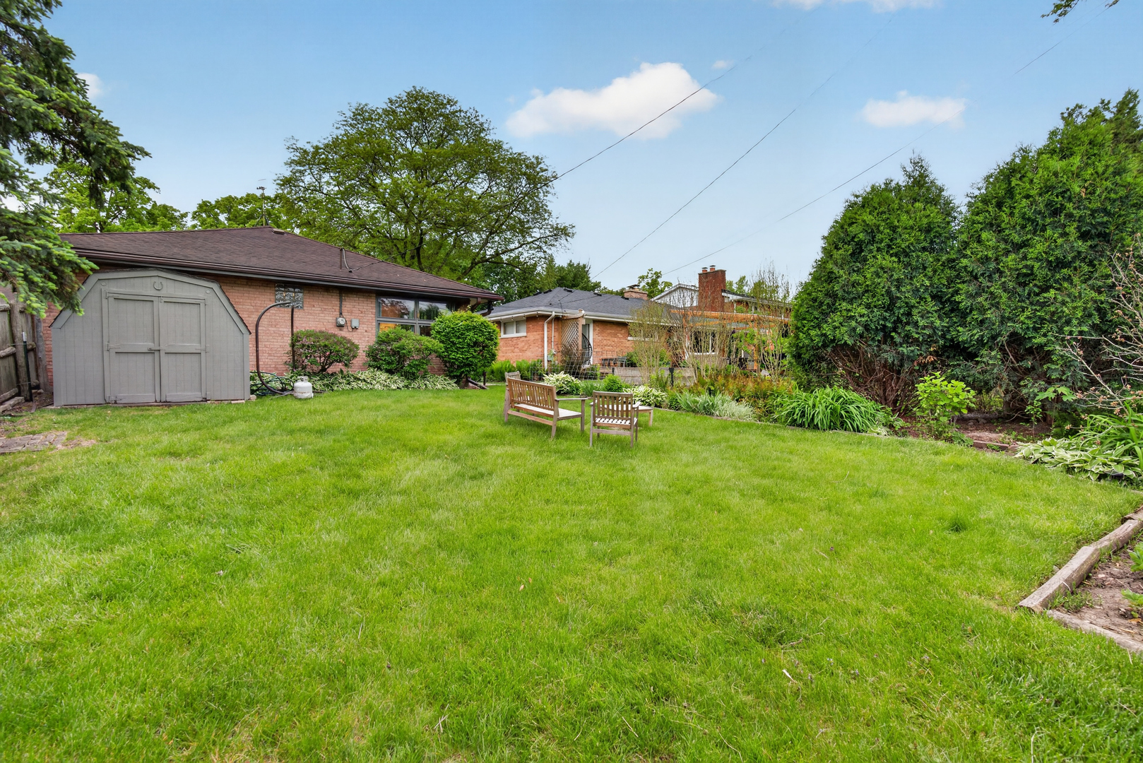 516 Eldon Place Property Photo 36
