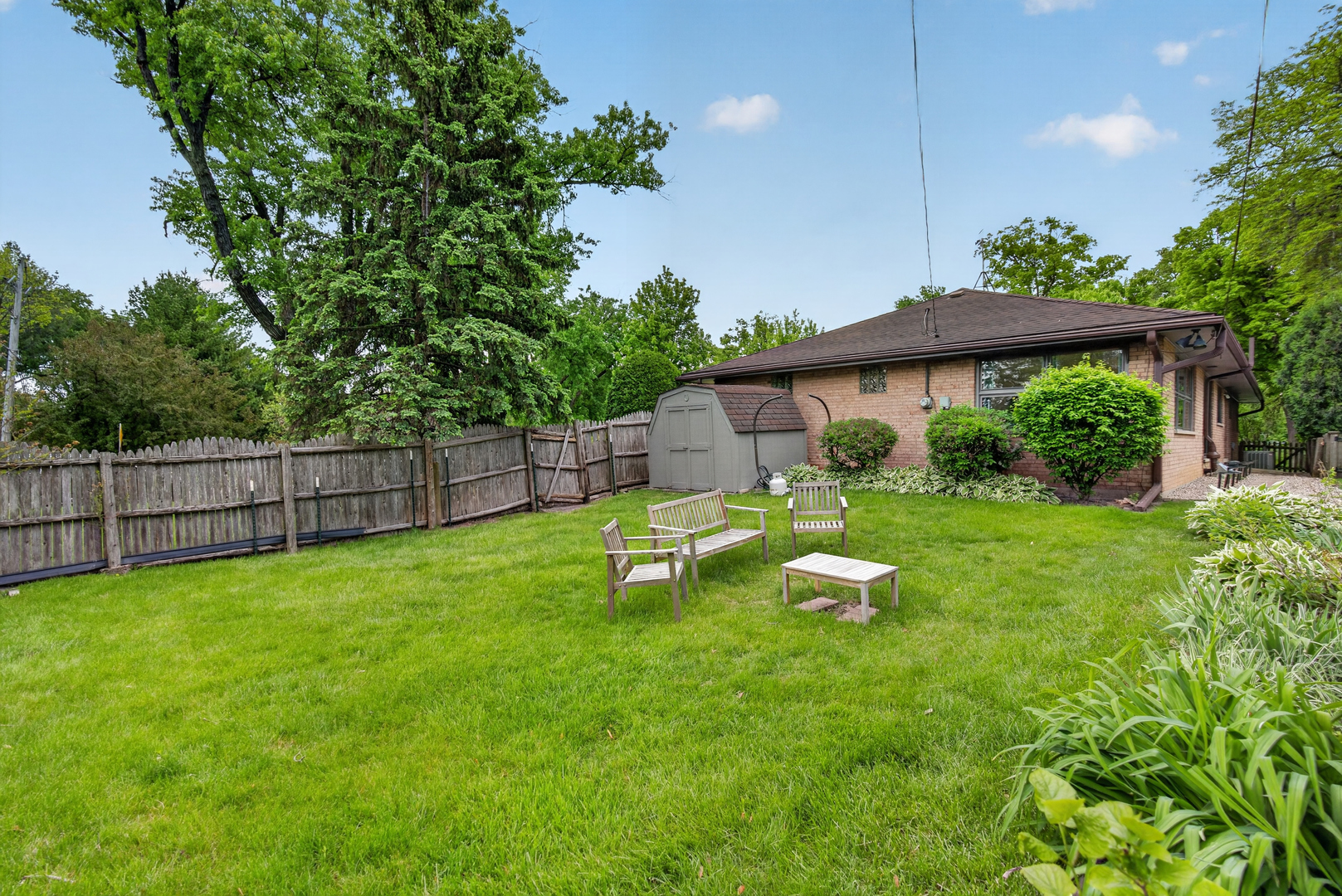 516 Eldon Place Property Photo 46