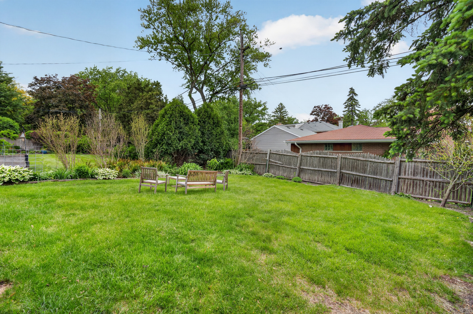 516 Eldon Place Property Photo 48