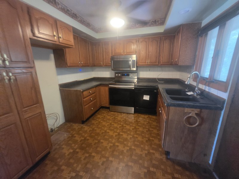 2340 Lafayette Terrace Property Photo 10