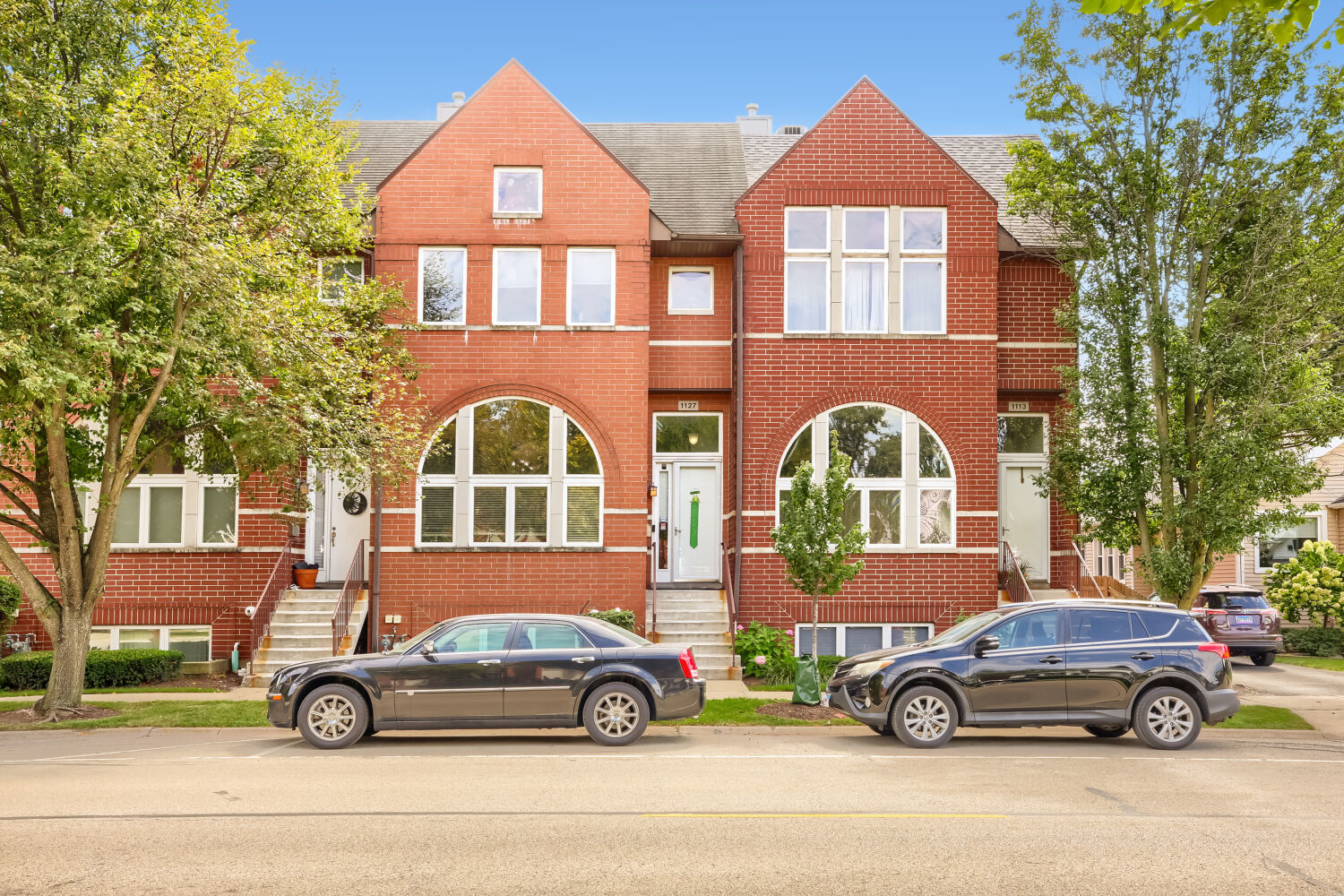 1127 E Prairie Avenue Property Photo 1