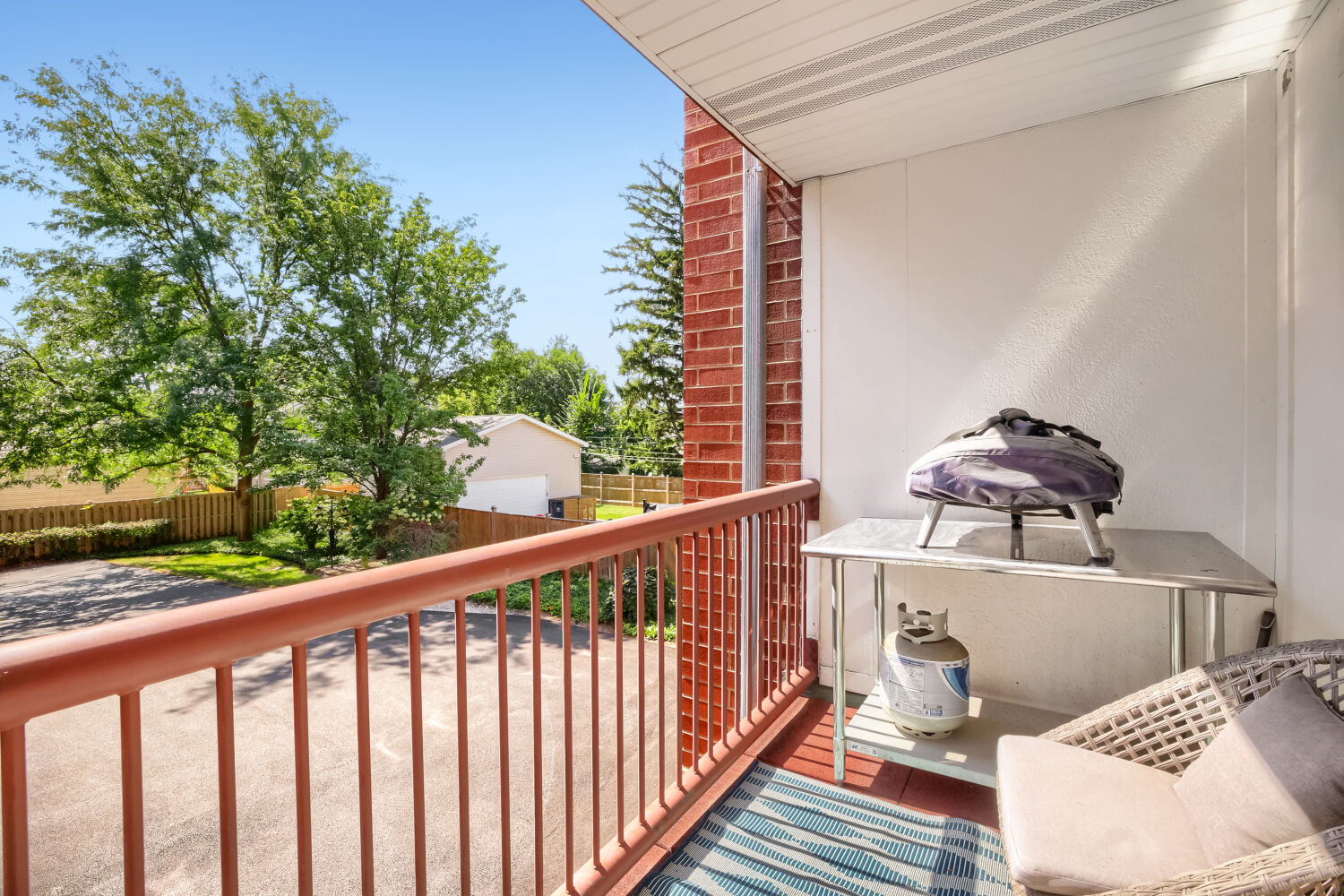 1127 E Prairie Avenue Property Photo 19