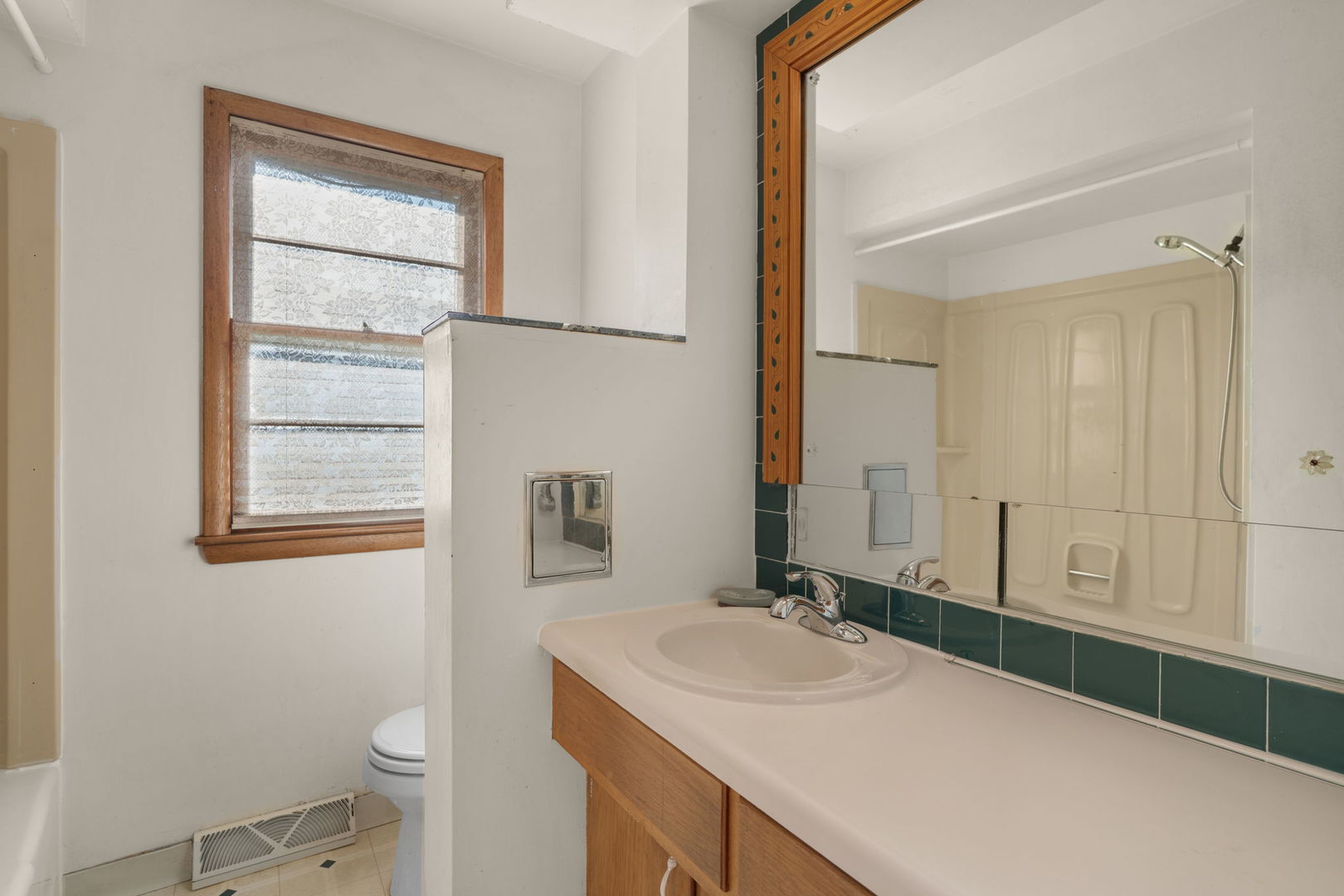 3924 29th Avenue Property Photo 15