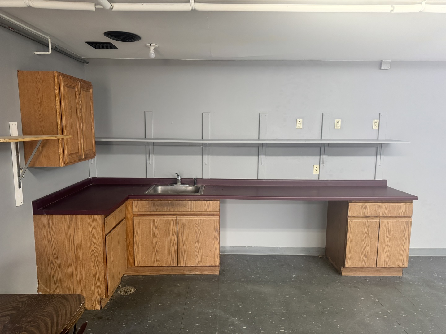 120 Lost Grove Road Property Photo 4
