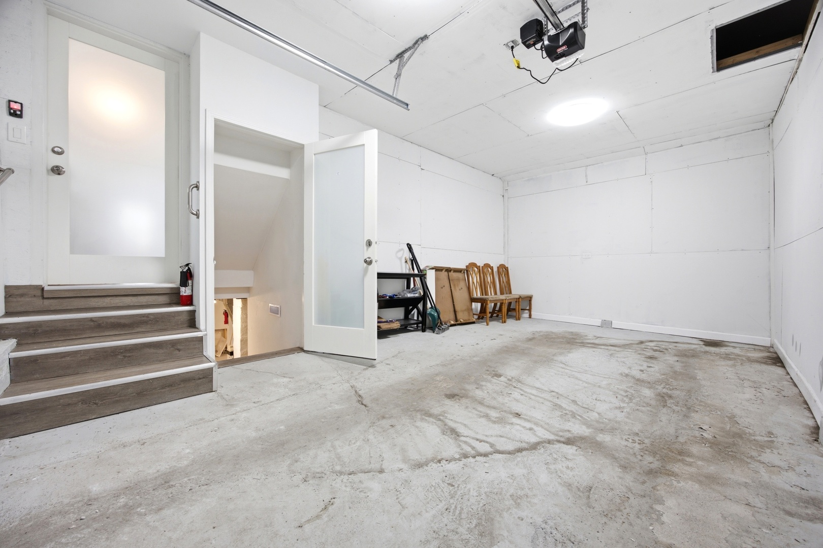 684 Cooper Avenue Property Photo 8