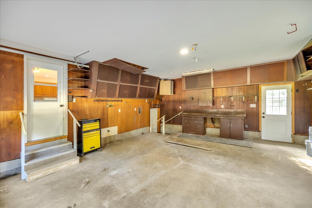 4675 Highcock Drive Property Photo 3