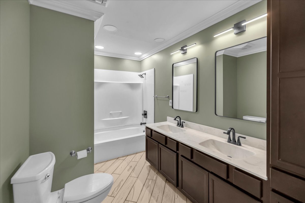 4675 Highcock Drive Property Photo 10