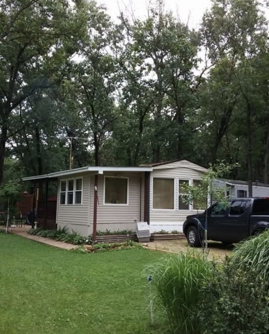 3-216 Woodhaven Lakes Property Photo 1