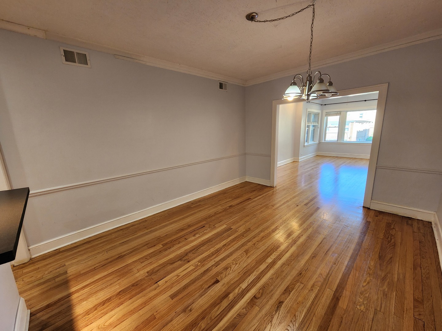 6210 N Francisco Avenue 2 Property Photo 5