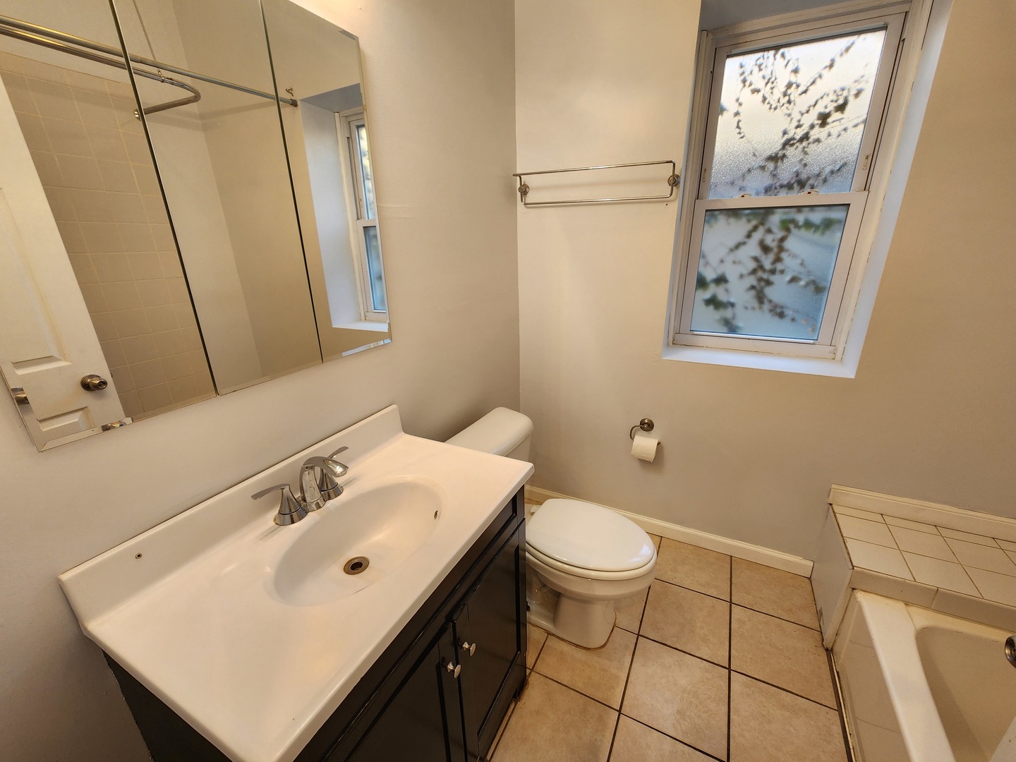 6210 N Francisco Avenue 2 Property Photo 16