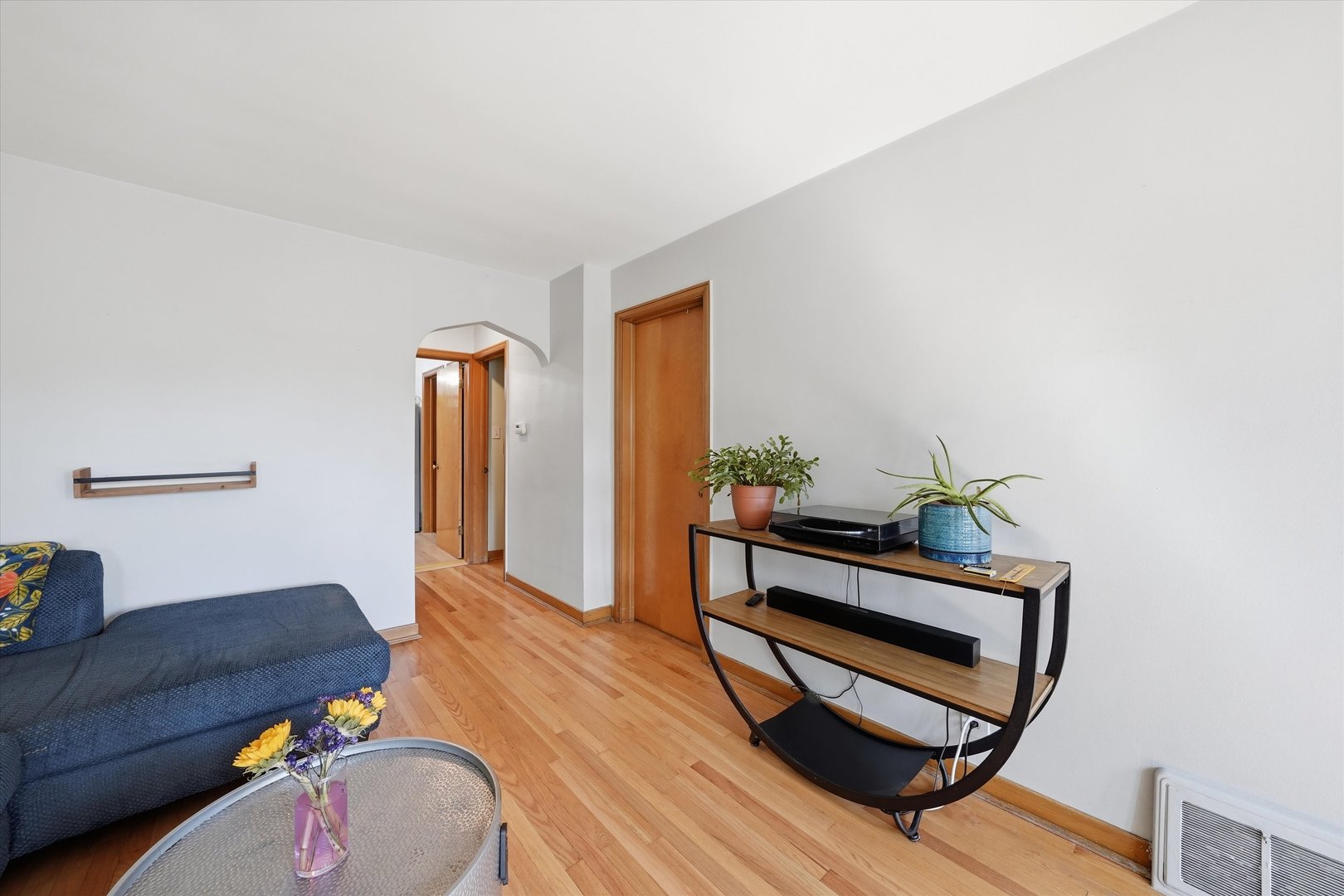 4946 S Kostner Avenue Property Photo 6