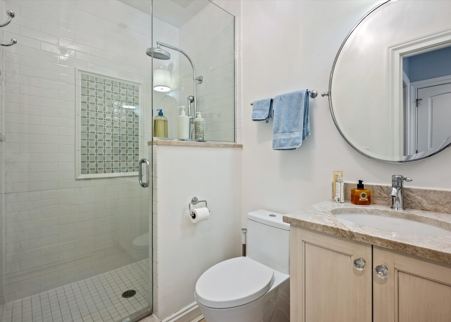 441 W Deming Place Property Photo 39
