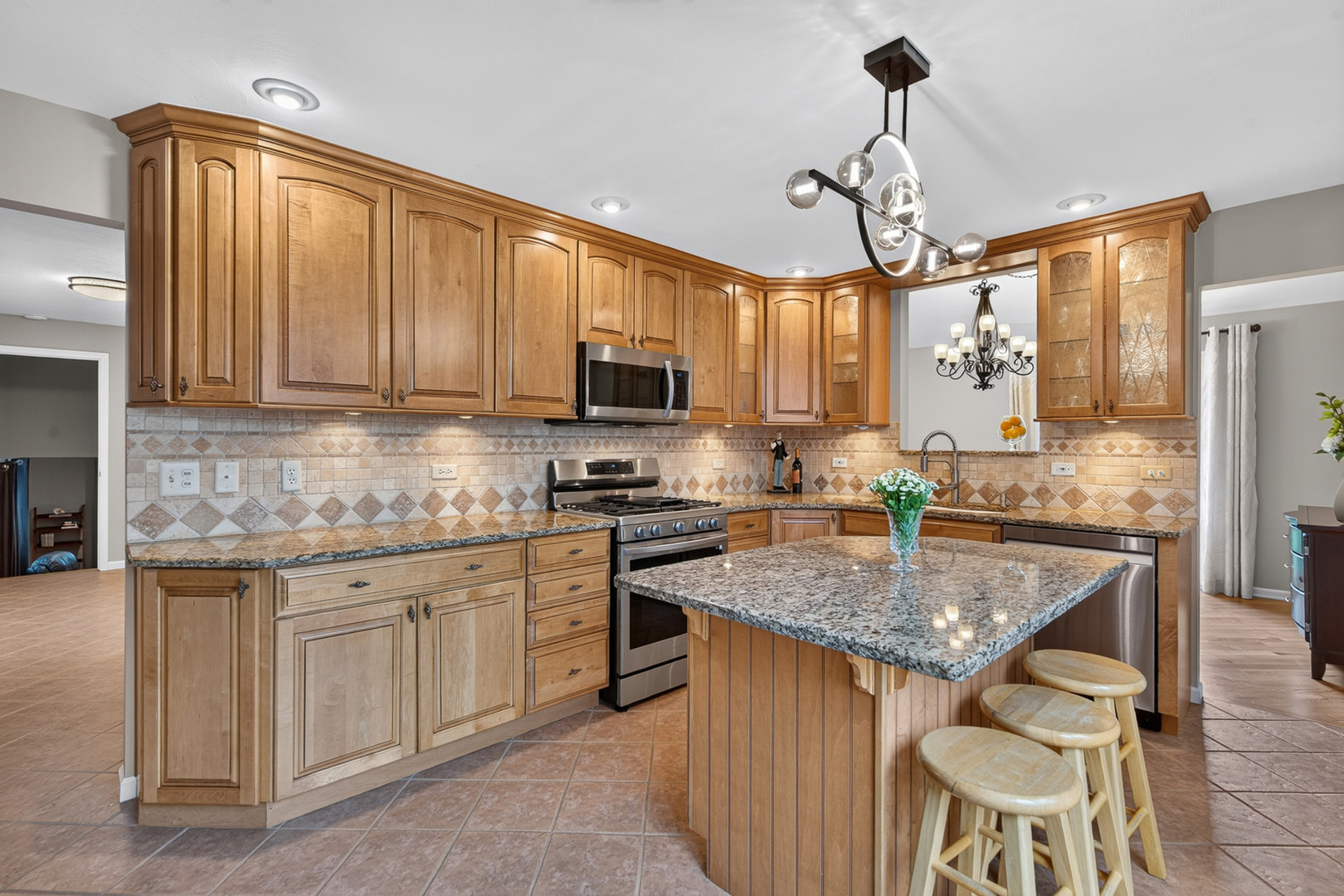 12740932 Property Photo 8