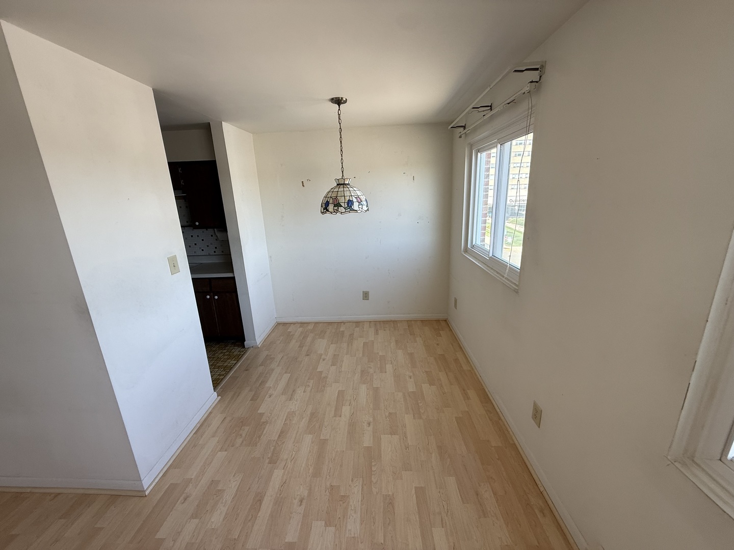 222 Madison Street 405 Property Photo 4