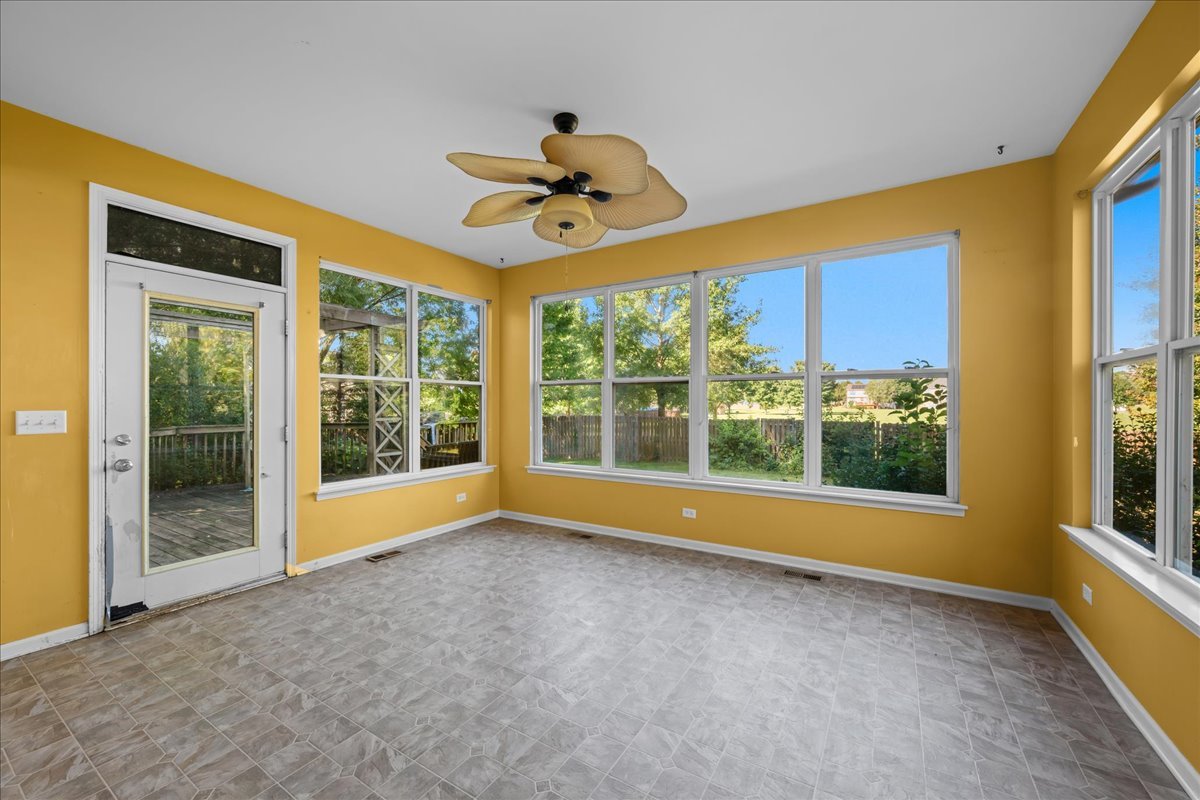 320 Hampstead Drive Property Photo 11