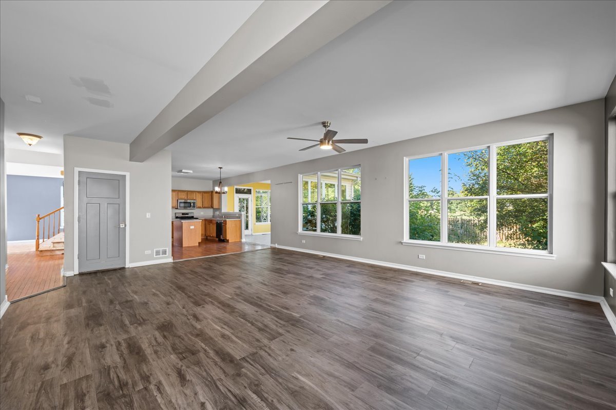 320 Hampstead Drive Property Photo 13