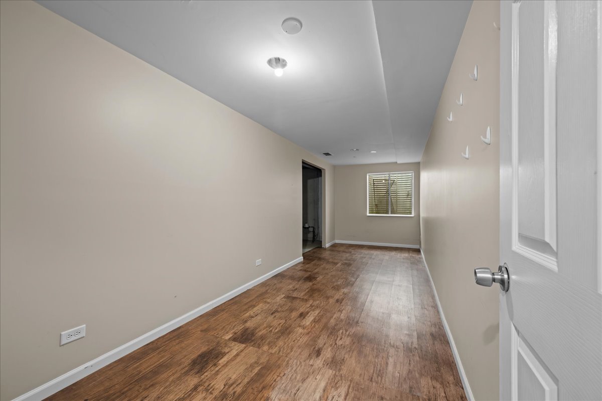 320 Hampstead Drive Property Photo 23