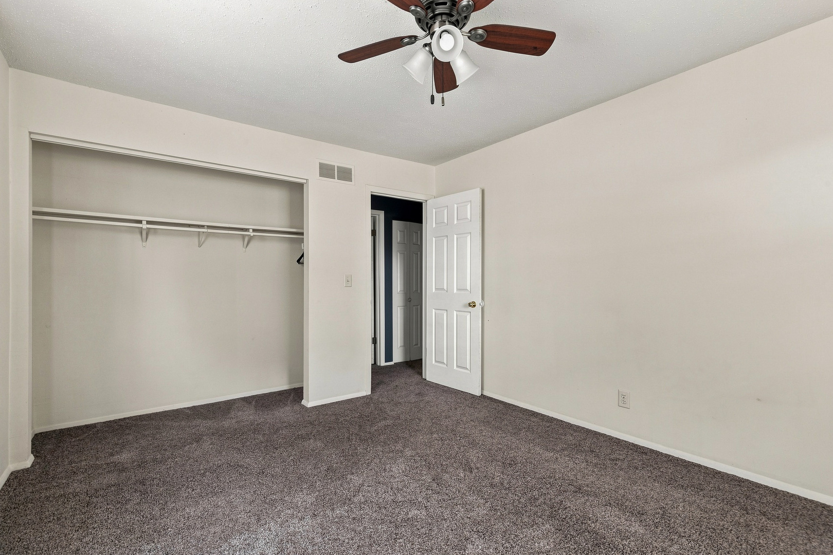 4085 Kings Court Property Photo 20