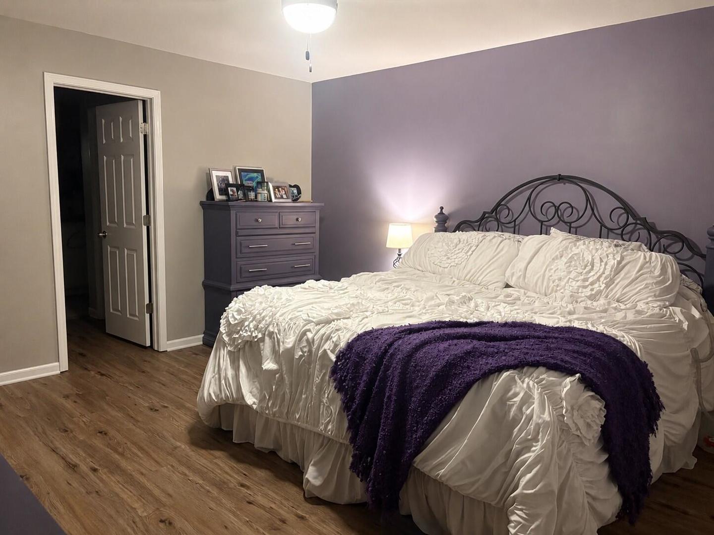 1721 W River Street Property Photo 8