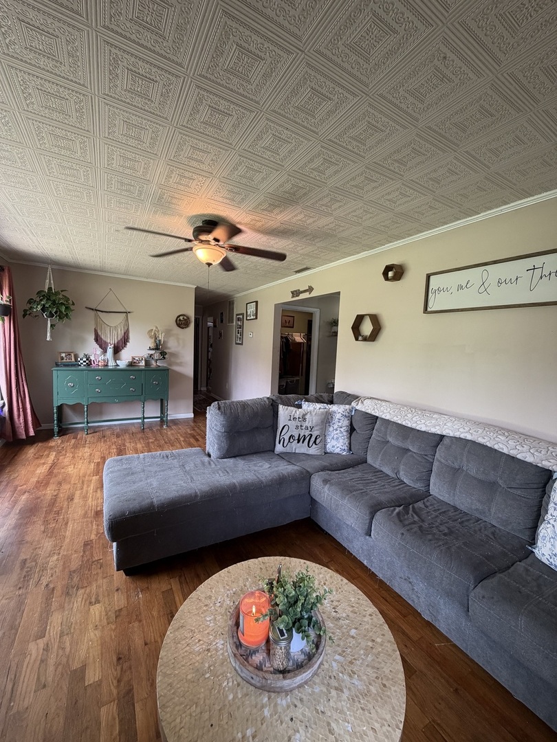 189 Blasdel Drive Property Photo 11