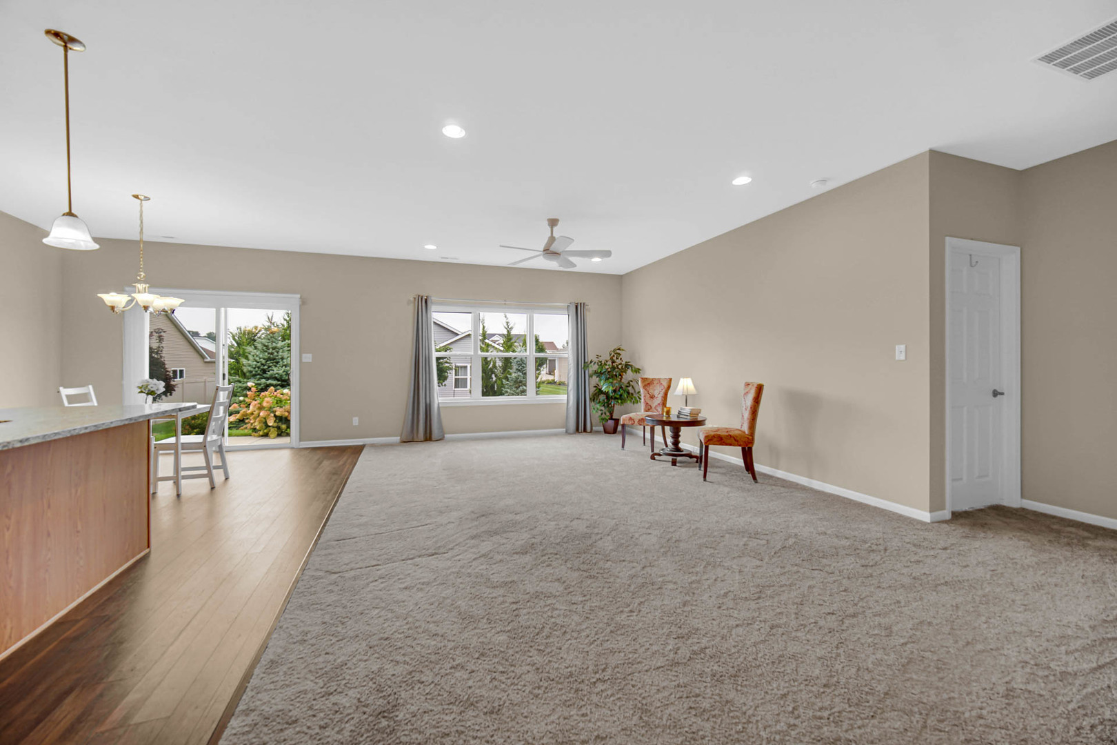 1592 Harrington Avenue Property Photo 8