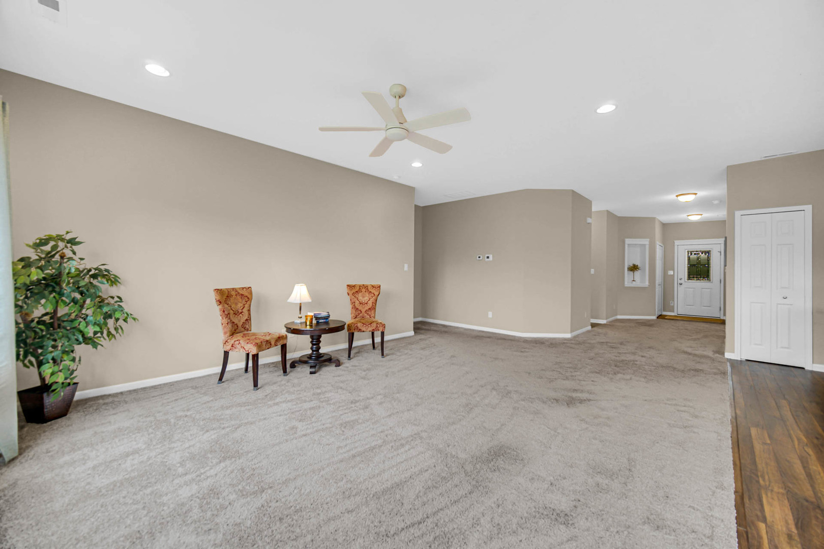 1592 Harrington Avenue Property Photo 9