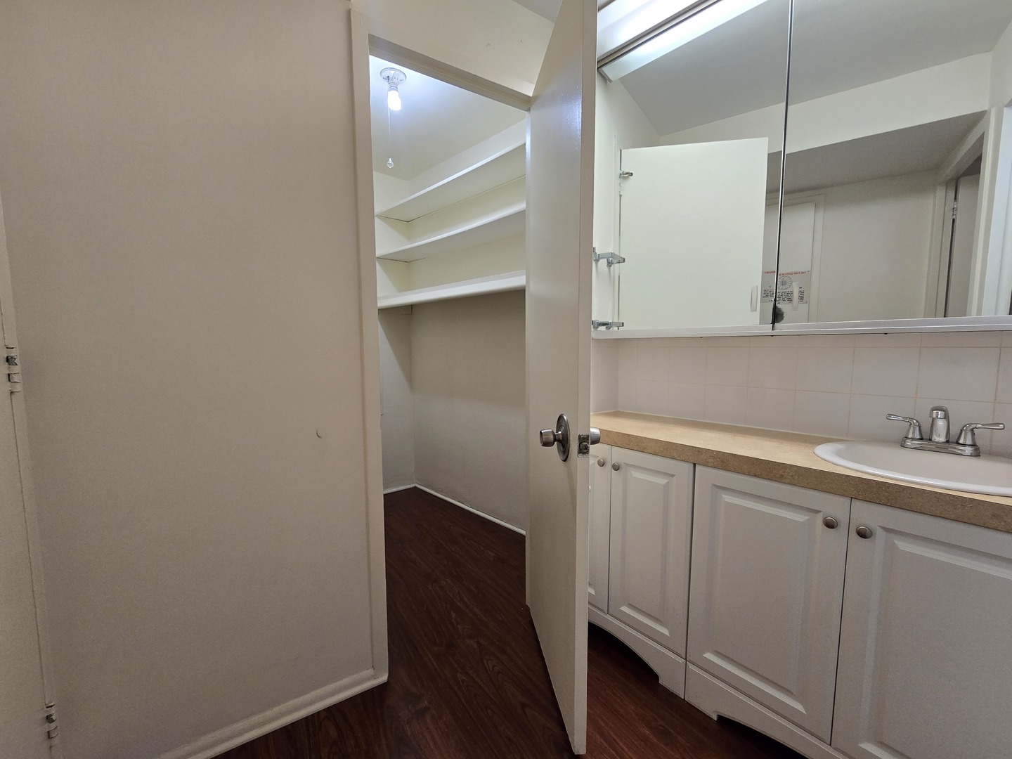 300 N State Street 3429 Property Photo 10