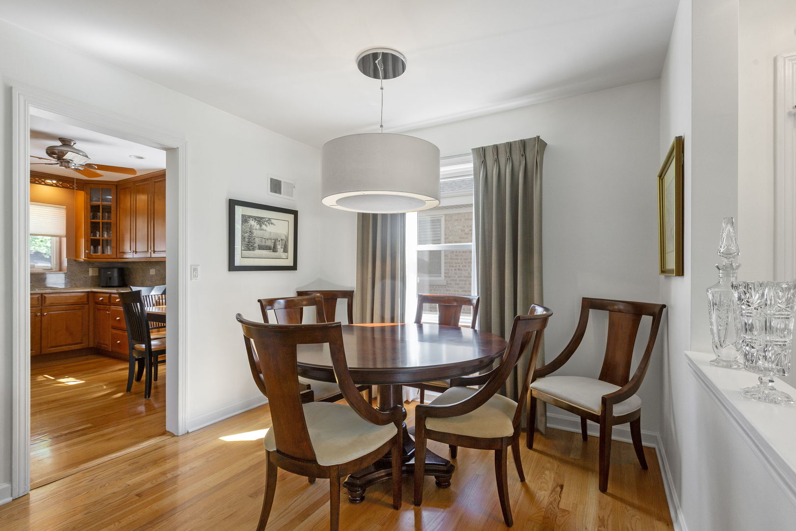 5312 Crain Street Property Photo 6