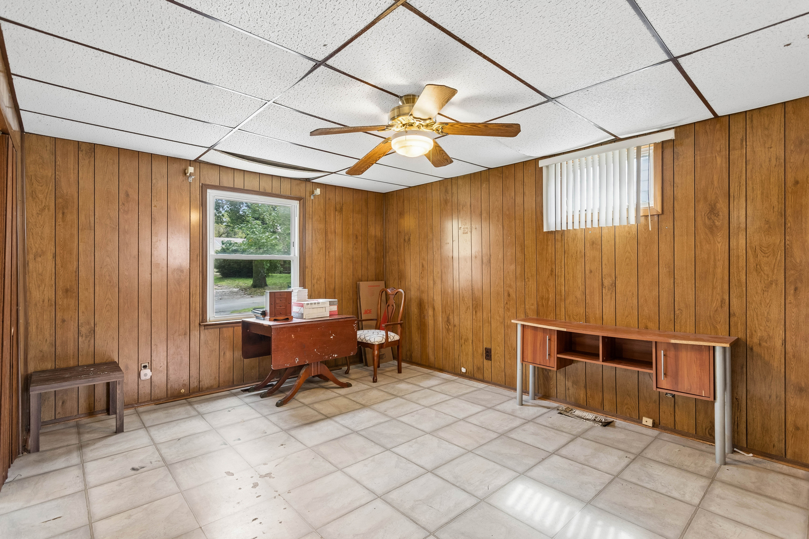 307 Edinburgh Drive Property Photo 6