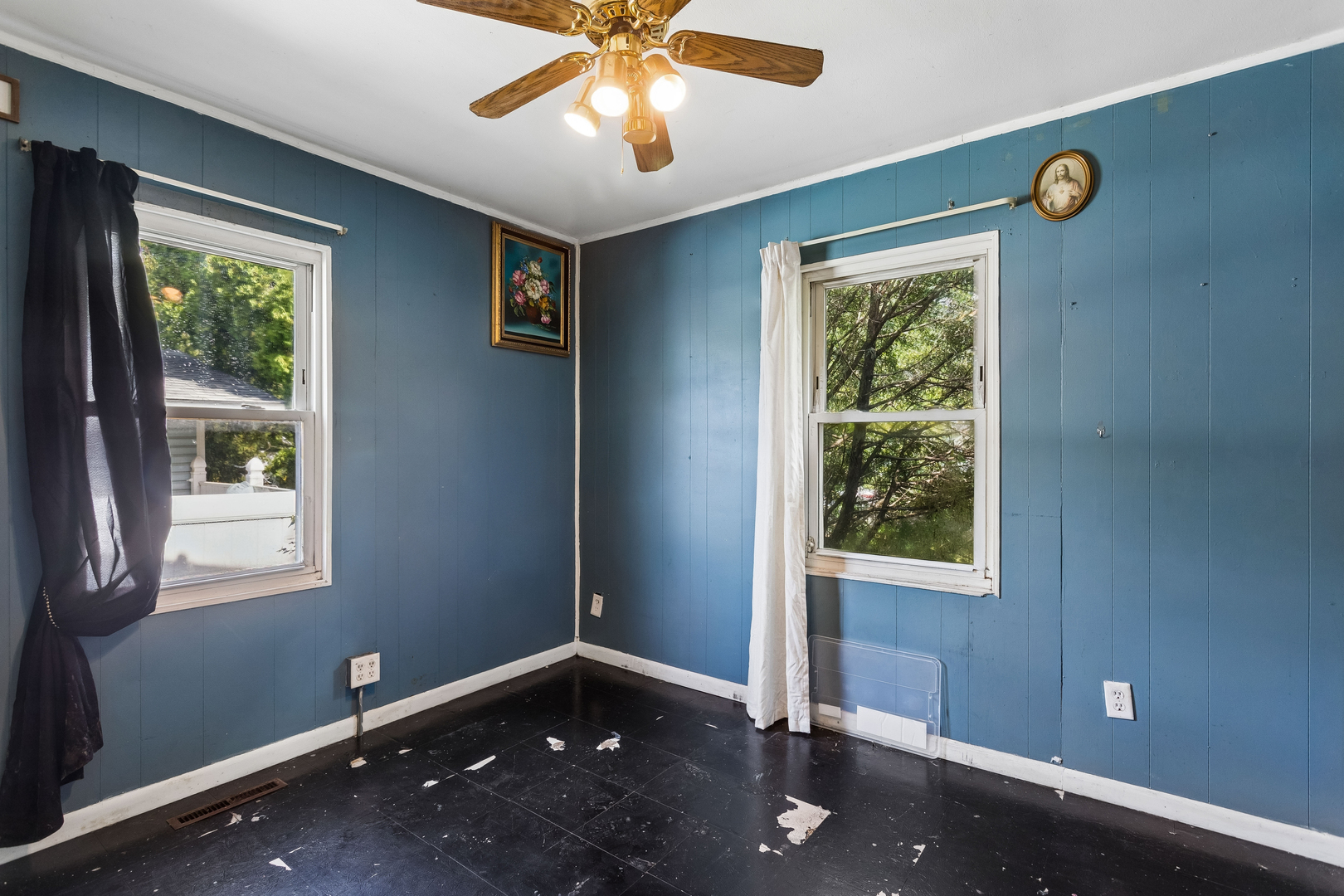 307 Edinburgh Drive Property Photo 13
