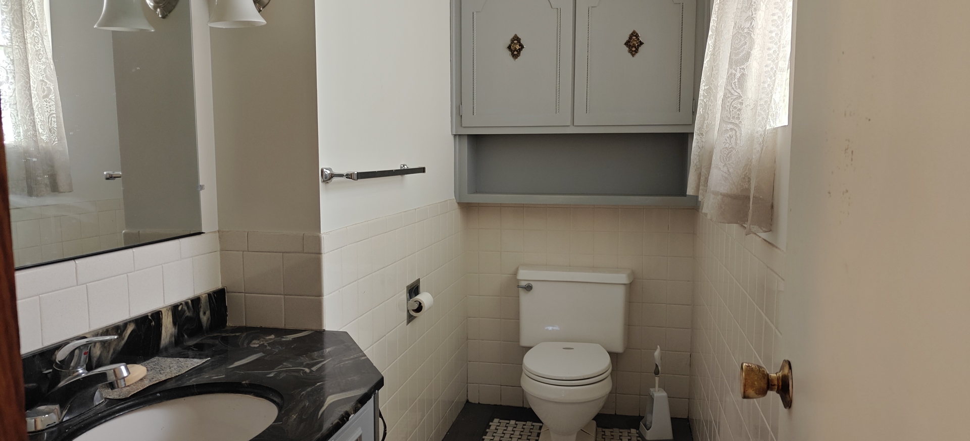 4835 N Central Avenue 212 Property Photo 12