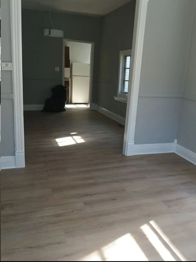 621 N Ash Street Property Photo 4